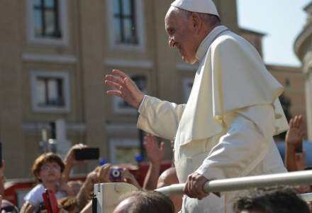 Papa Francisc: Războiul din Ucraina este „un abuz pervers de putere”