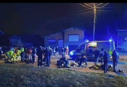 Șase morţi după ce o mașină a intrat în mulțime la un carnaval în Belgia