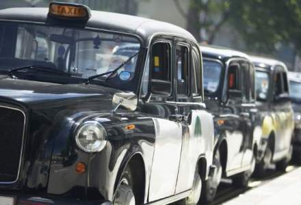 Existenta taxiurilor negre din Londra este pusa in pericol de aplicatia Uber