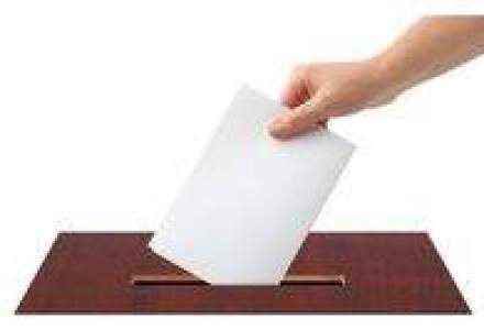 S&P nu exclude alegeri parlamentare anticipate in Romania