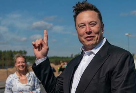 Elon Musk se bucură de livrări record pentru Tesla în primul trimestru