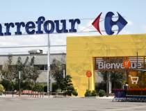 Carrefour reduce iluminatul...