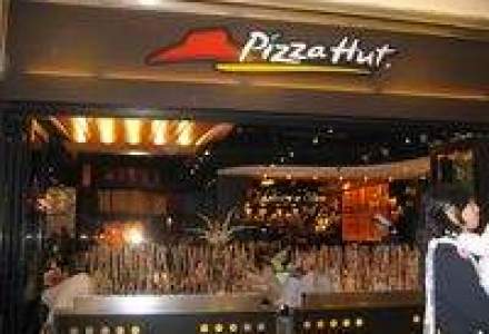 Pizza Hut introduce meniul de 10 lei in restaurantele din provincie