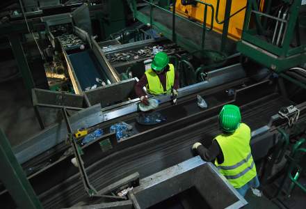 GreenGroup obține cea mai mare finanțare verde din sectorul reciclării. Compania procesează 280.000 de tone de deșeuri pe an