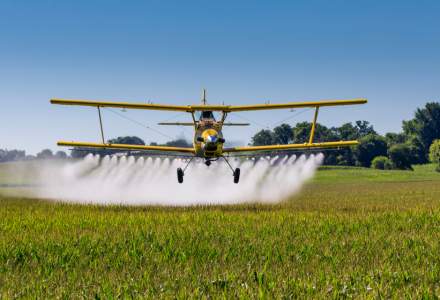Avioanele care aduc ploaia: sunt acestea o soluție pentru combaterea secetei? Specialist: Este o soluție benefică