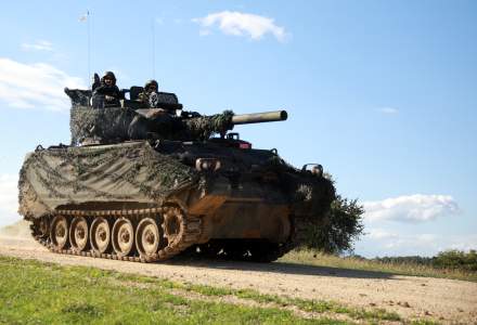 Polonia le oferă ucrainenilor 200 de tancuri T-72. Germania și Olanda ar putea trimite tunuri