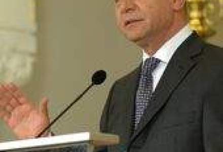 Basescu: Taiem 15% din pensii pana cel mai devreme in 2011