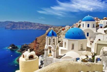 Turistii evita Grecia, rezervarile scad puternic din cauza crizei
