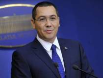 Victor Ponta s-a intors in...