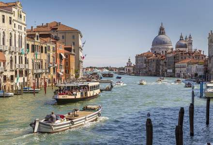 Veneția amână introducerea taxei pentru turiști până în 2023