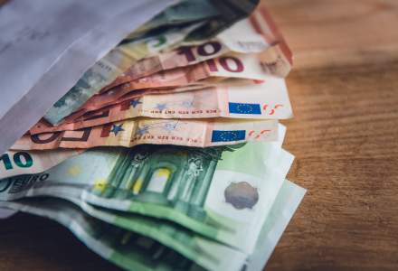 De ce nu trece România la euro. Criteriile pe care trebuie să le îndeplinim