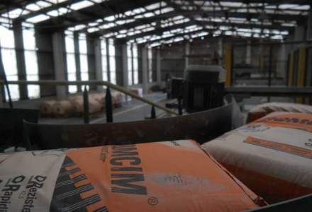 Vanzarile de ciment ale Lafarge in Romania, pe val: CRH, noul proprietar al Lafarge, primeste in portofoliu un business cu o crestere de peste 25% in S1