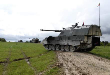 Ucraina va avea tunuri autopropulsate germane Panzerhaubitze 2000 în arsenalul său