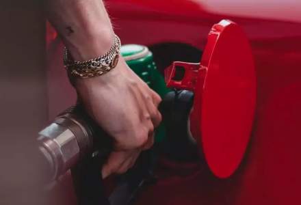 OFICIAL: Guvernul va compensa parțial prețul la pompă al carburanților timp de minimum 3 luni