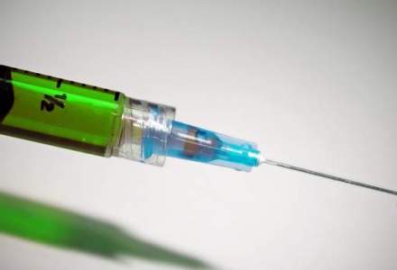 OMS: Un vaccin pentru Ebola, 100% eficient in teste
