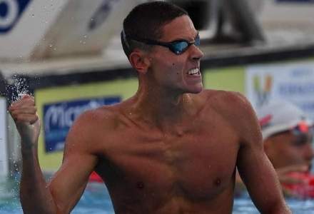 Românul David Popivici a fost medaliat cu aur la 200 metri liber