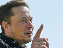 Elon Musk îl invită pe fostul...