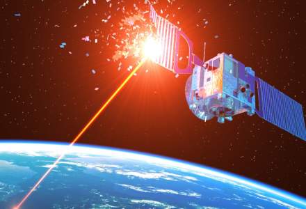 Rusia ar construi un laser gigantic cu care să "orbească" sateliții aflați pe orbită