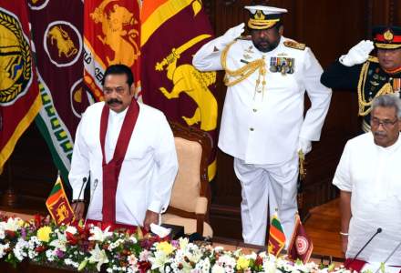 Președintele Sri Lanka și-a dat demisia printr-un email și a fugit din țară