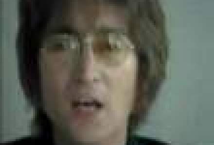 Textul unei piese scrisa de John Lennon, vandut pentru 1,2 mil. $