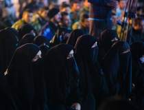 Iranul le-a interzis femeilor...