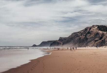 Peste 20 de plaje din Portugalia au fost interzise înotului