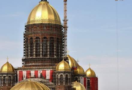 Primăria Sectorului 5 va acorda un sprijin 1,5 milioane lei Catedralei Mântuirii Neamului