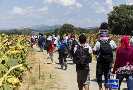 UNHCR: Cel putin 1,4 milioane urmeaza sa vina in Europa in 2015 si 2016, mai multi decat se estima