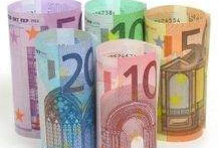 Euro, la maximul ultimelor 11 saptamani fata de dolar. Vezi explicatiile