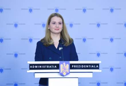 Ligia Deca a depus jurământul: Iohannis: Sunt încredințat că proiectul România Educată va merge mai departe cu noi energii