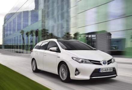 Toyota recheama in service 6,5 milioane de masini, sunt probleme la un geam