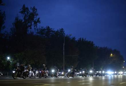 300 de motociclisti au aprins lumanari pentru Bogdan Gigina. Se anunta manifestatii si duminica
