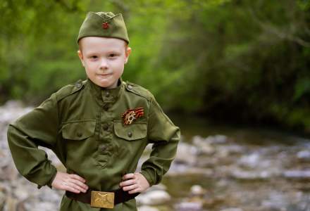 Parlamentul Rusiei vrea ca elevii să urmeze cursuri de pregătire militară de bază