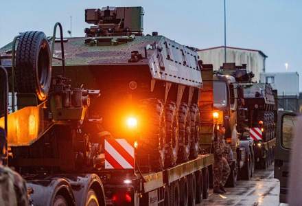 MApN: Un convoi de tehnică militară francez a intrat în România