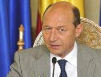 Basescu iese din nou la...