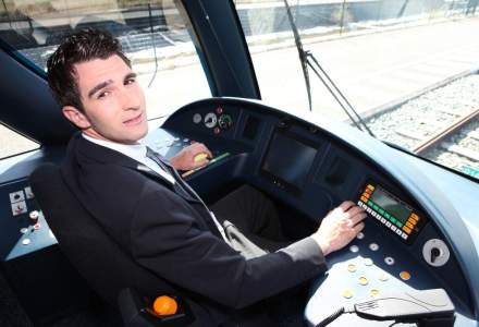 DB Schenker Rail Romania: Tinerii pasionati de trenuri aleg meseria de mecanic de locomotiva si castiga peste 500 de euro