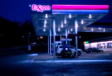 ExxonMobil a dat în judecată UE, pentru că nu vrea să plătească taxe mai mari, deși a profitat din criza energiei