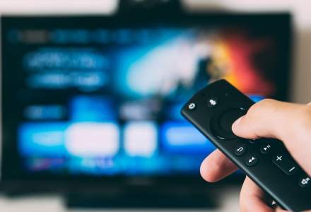 Platforma de streaming SkyShowtime, care urmează să se lanseze în România, a cumpărat 21 de seriale de la HBO Max
