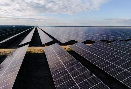 Investiție majoră în energie solară în România: Suntem aproape de finalizarea celui mai mare parc fotovoltaic din Europa de Est