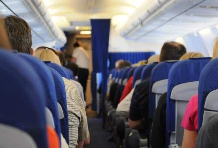 „Pipigate”: Un pasager beat a urinat pe o femeie în avion. Totul s-a întâmplat la clasa Business