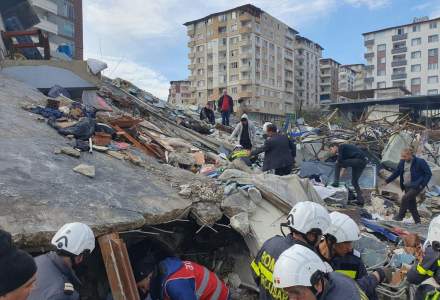 Româncă stabilită în Turcia: Cei rămași fără case în urma cutremurelor sunt transferați la hoteluri din Antalya