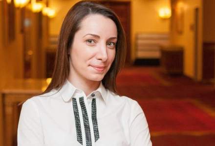 Cristina Oprisor, Raiffeisen Bank: #Romania Profesionista nu poate exista fara eradicarea coruptiei clasei politice