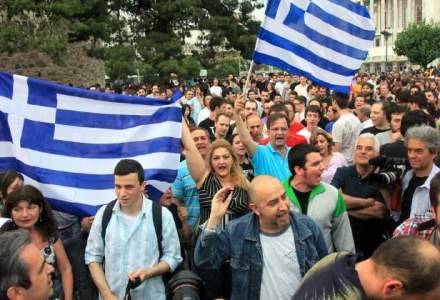 Proteste la Atena: mii de greci nemultumiti de revizuirea sistemului de pensii, pe fondul austeritatii
