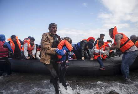 Doi copii migranti mor zilnic, in medie, incercand sa traverseze Marea Mediterana