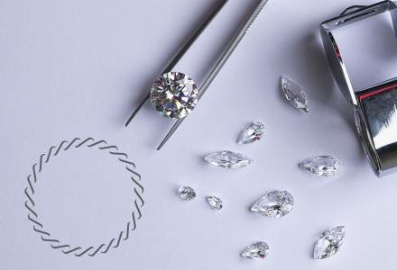 De ce încep oamenii să prefere bijuteriile cu diamante crescute în laborator?