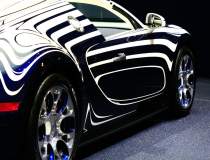 Un Bugatti stă mai mult timp...