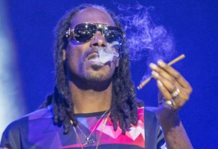 Snoop Dogg a anuntat ca vine in Romania: "Le strig fanilor mei romani, tha boss dogg va veni in curand!"