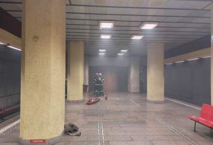 Incendiu și degajări de fum la stația de metrou Costin Georgian. Pompierii intervin în subteran