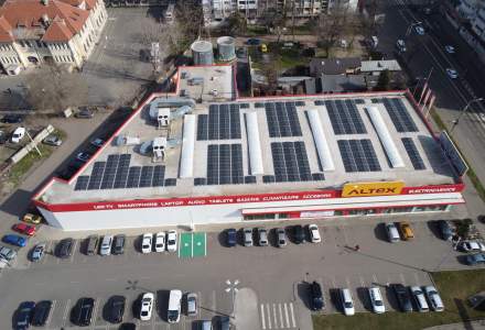 Investiție Altex de 1,2 milioane de euro în mii de panouri fotovoltaice montate pe spațiile comerciale