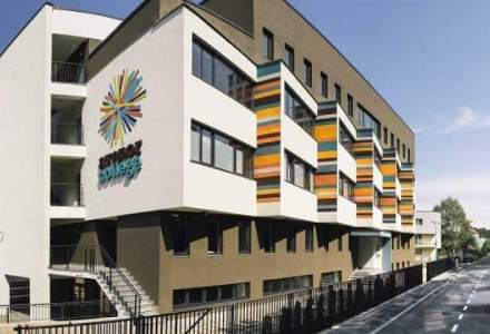 Liceul International Avenor ofera sase burse pentru liceu in valoare de pana la 10.000 de euro